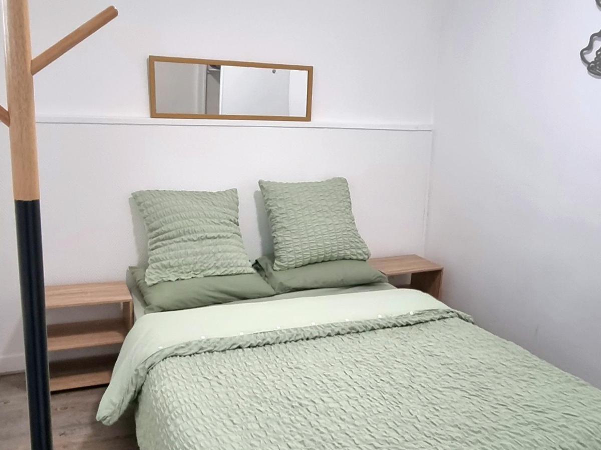 Golden Mont Centre Appartement Pau Luaran gambar